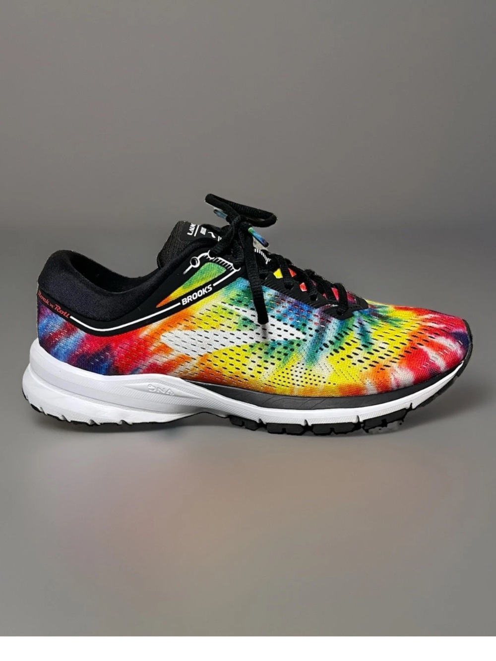 Brooks Launch 5 Women’s Running Shoes Size 8.5B Tie Dye Color